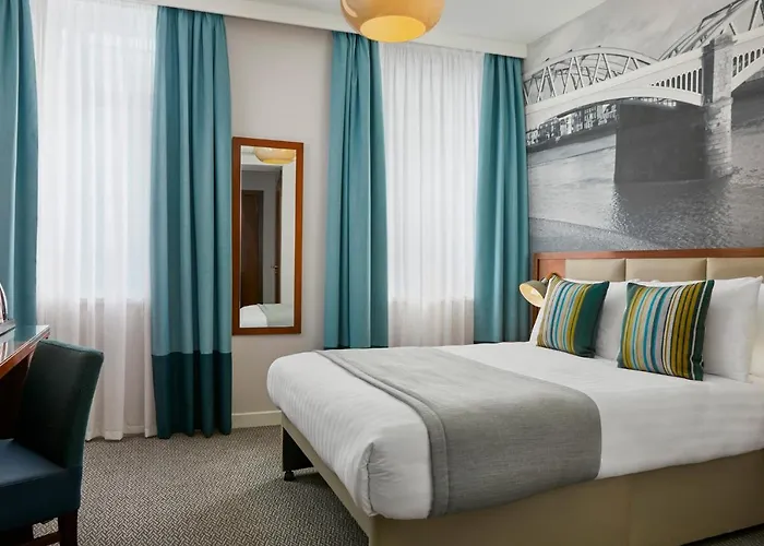 Seraphine Hammersmith Hotel